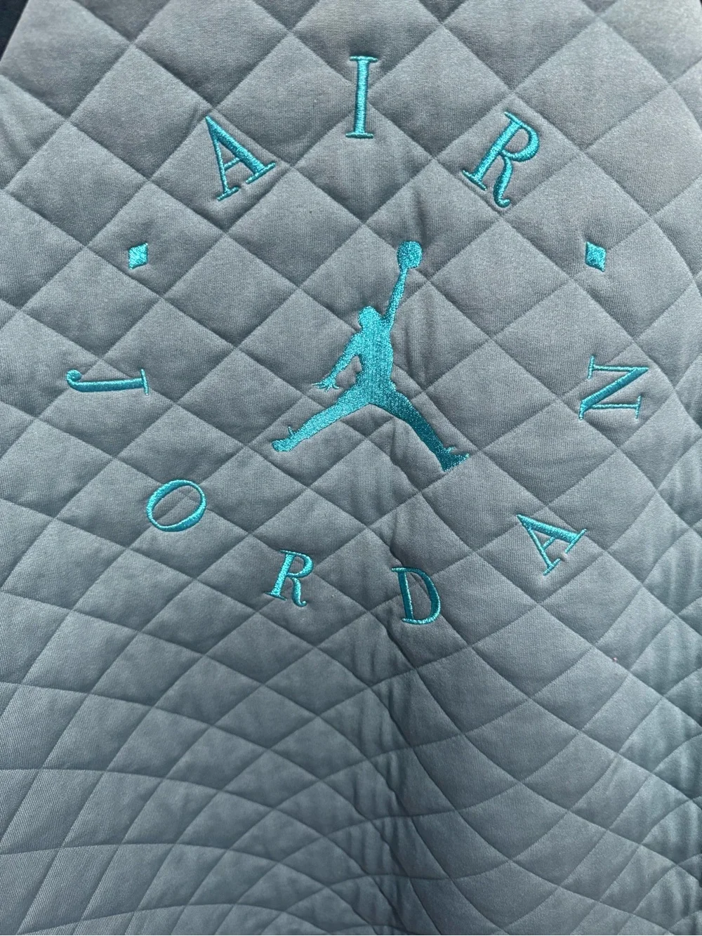 Jordan Remastered Quilted Zip Up Jacket extremely rare color Teal